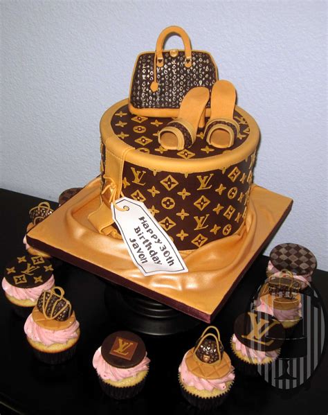 louis vuitton birthday cakes|happy birthday louie cake.